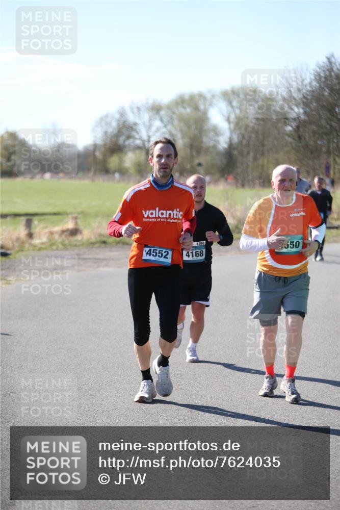 06.04.2025 - 44. Internationalen Wilhelmsburger Insellauf Jannik Wohlers http://msf.ph/oto/7624035 06.04.2025 10:32:41 Laufen 4552, 4168, 4168, 550 meine-sportfotos.de