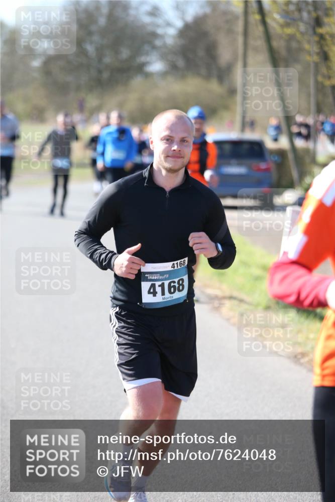 06.04.2025 - 44. Internationalen Wilhelmsburger Insellauf Jannik Wohlers http://msf.ph/oto/7624048 06.04.2025 10:32:44 Laufen 44, 4168, 4168 meine-sportfotos.de