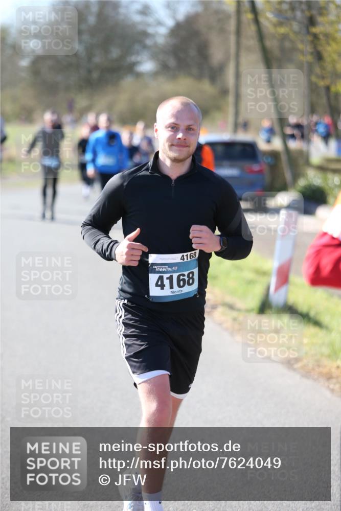 06.04.2025 - 44. Internationalen Wilhelmsburger Insellauf Jannik Wohlers http://msf.ph/oto/7624049 06.04.2025 10:32:44 Laufen 4168, 4168 meine-sportfotos.de