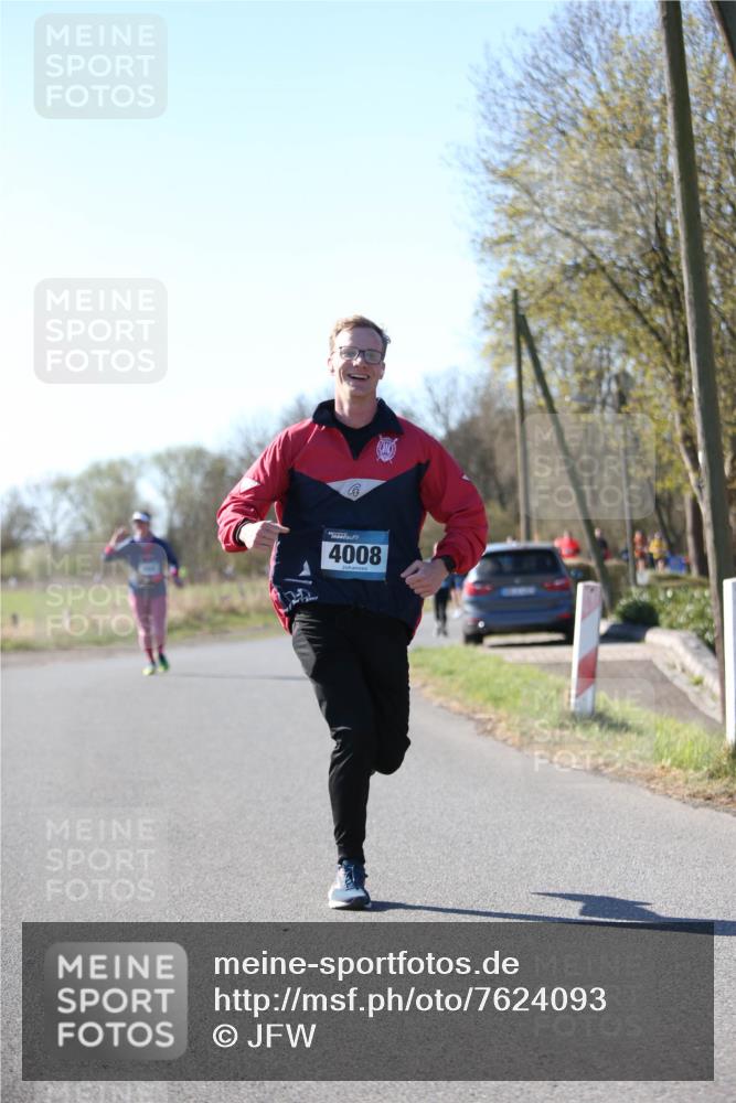 06.04.2025 - 44. Internationalen Wilhelmsburger Insellauf Jannik Wohlers http://msf.ph/oto/7624093 06.04.2025 10:32:56 Laufen 4008 meine-sportfotos.de