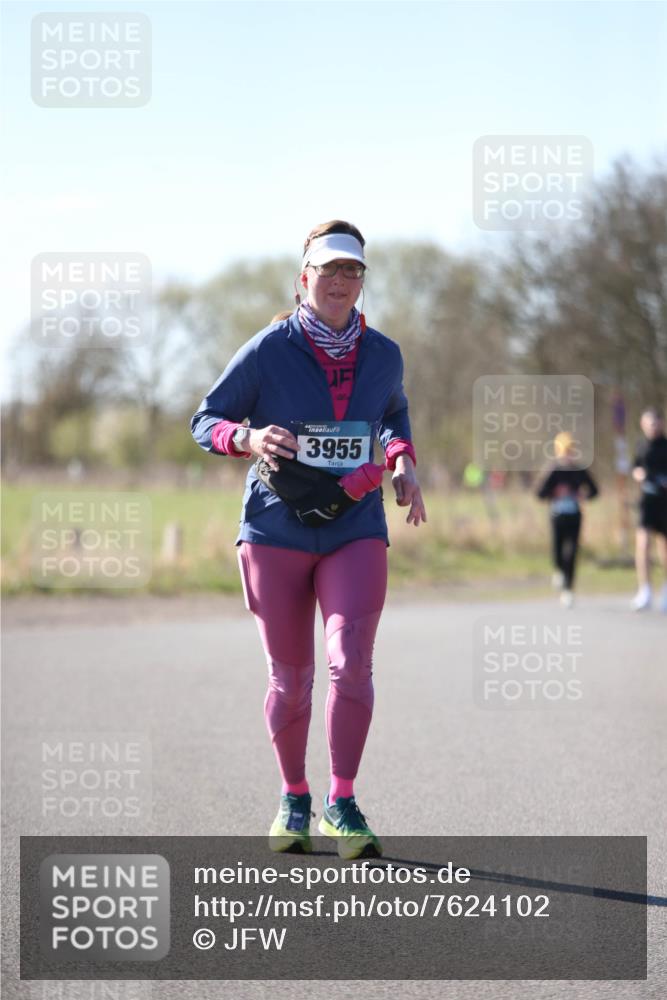 06.04.2025 - 44. Internationalen Wilhelmsburger Insellauf Jannik Wohlers http://msf.ph/oto/7624102 06.04.2025 10:33:01 Laufen 3955 meine-sportfotos.de