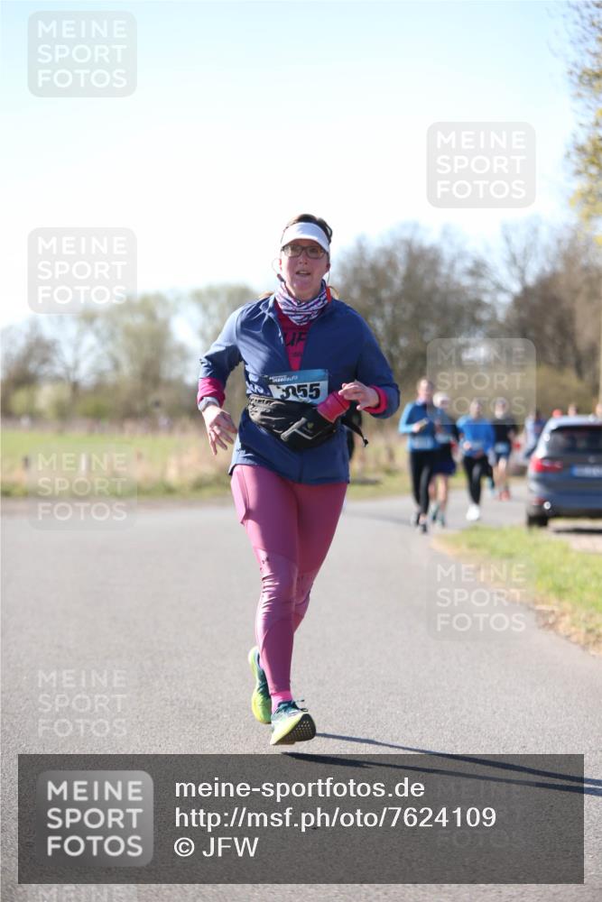 06.04.2025 - 44. Internationalen Wilhelmsburger Insellauf Jannik Wohlers http://msf.ph/oto/7624109 06.04.2025 10:33:02 Laufen 55 meine-sportfotos.de