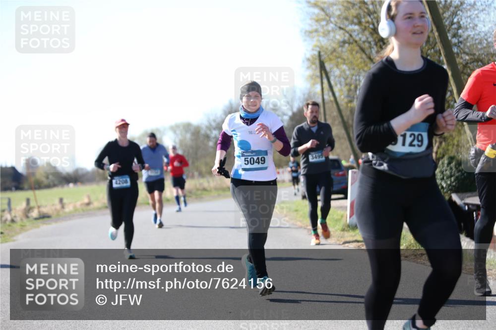 06.04.2025 - 44. Internationalen Wilhelmsburger Insellauf Jannik Wohlers http://msf.ph/oto/7624156 06.04.2025 10:33:20 Laufen 4208, 5049, 3495, 129 meine-sportfotos.de