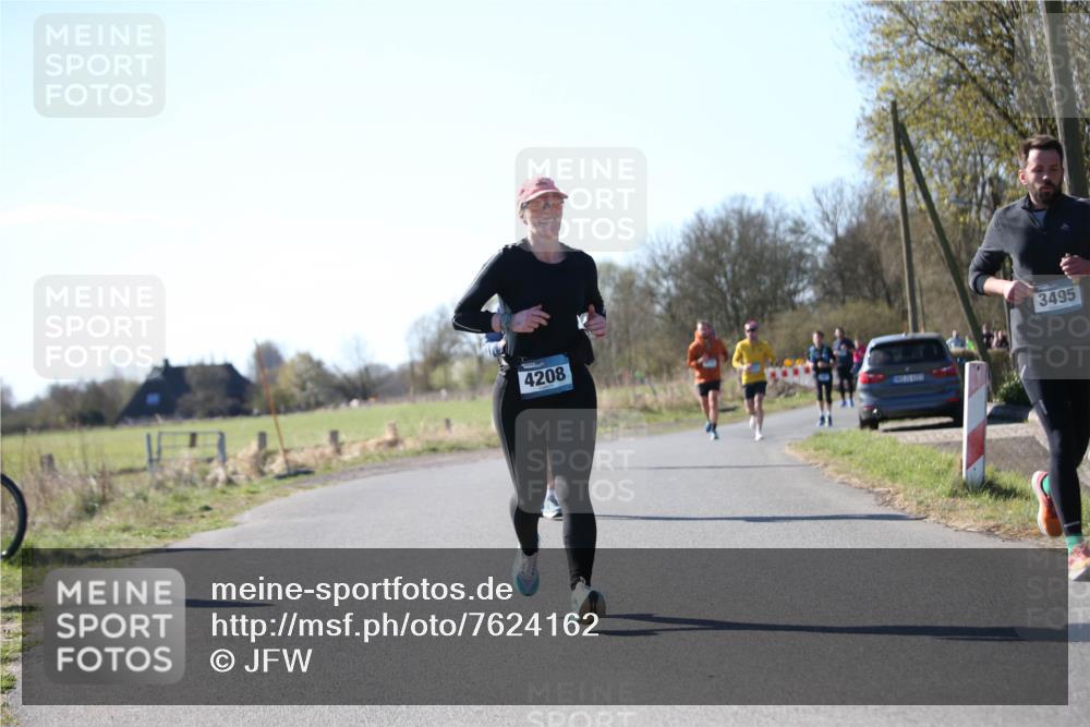 06.04.2025 - 44. Internationalen Wilhelmsburger Insellauf Jannik Wohlers http://msf.ph/oto/7624162 06.04.2025 10:33:22 Laufen 4208, 3495 meine-sportfotos.de