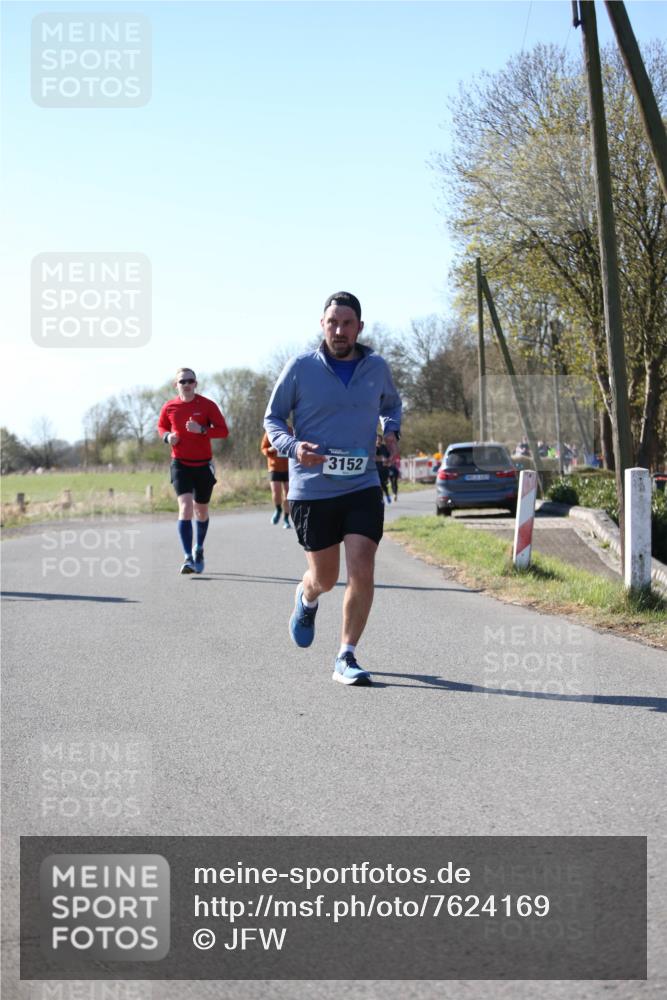 06.04.2025 - 44. Internationalen Wilhelmsburger Insellauf Jannik Wohlers http://msf.ph/oto/7624169 06.04.2025 10:33:25 Laufen 3152 meine-sportfotos.de