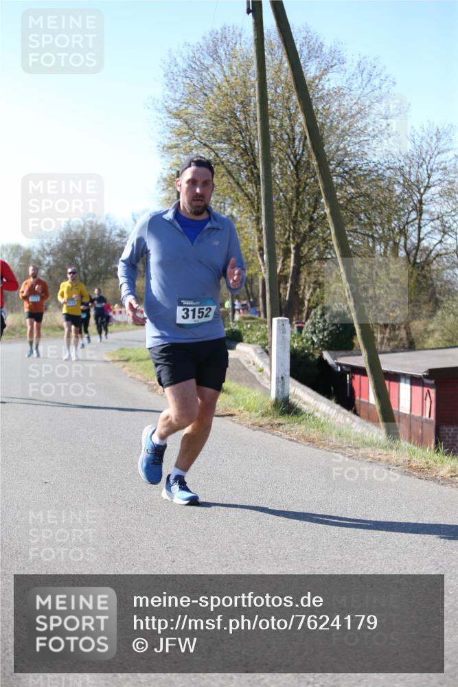 06.04.2025 - 44. Internationalen Wilhelmsburger Insellauf Jannik Wohlers http://msf.ph/oto/7624179 06.04.2025 10:33:25 Laufen 3152 meine-sportfotos.de