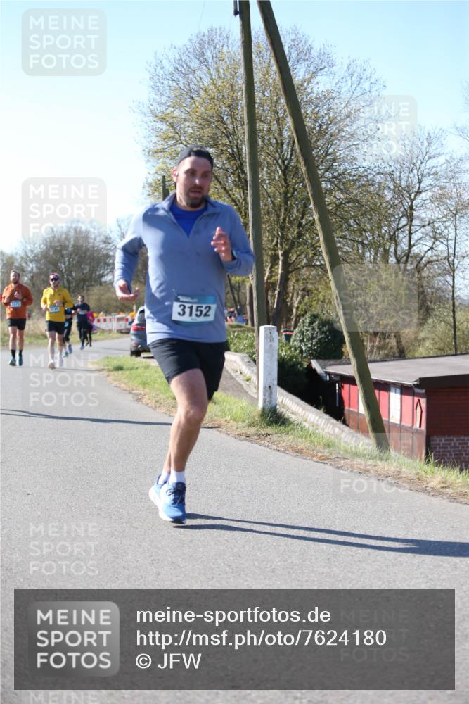 06.04.2025 - 44. Internationalen Wilhelmsburger Insellauf Jannik Wohlers http://msf.ph/oto/7624180 06.04.2025 10:33:26 Laufen 3371, 1231, 3152 meine-sportfotos.de
