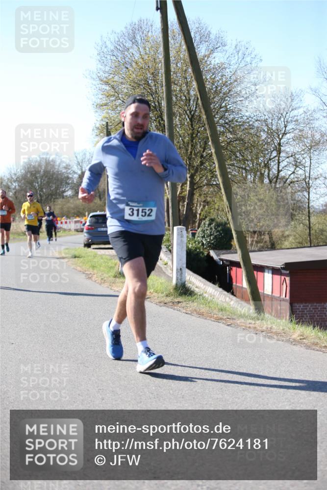 06.04.2025 - 44. Internationalen Wilhelmsburger Insellauf Jannik Wohlers http://msf.ph/oto/7624181 06.04.2025 10:33:26 Laufen 3152, 1231 meine-sportfotos.de