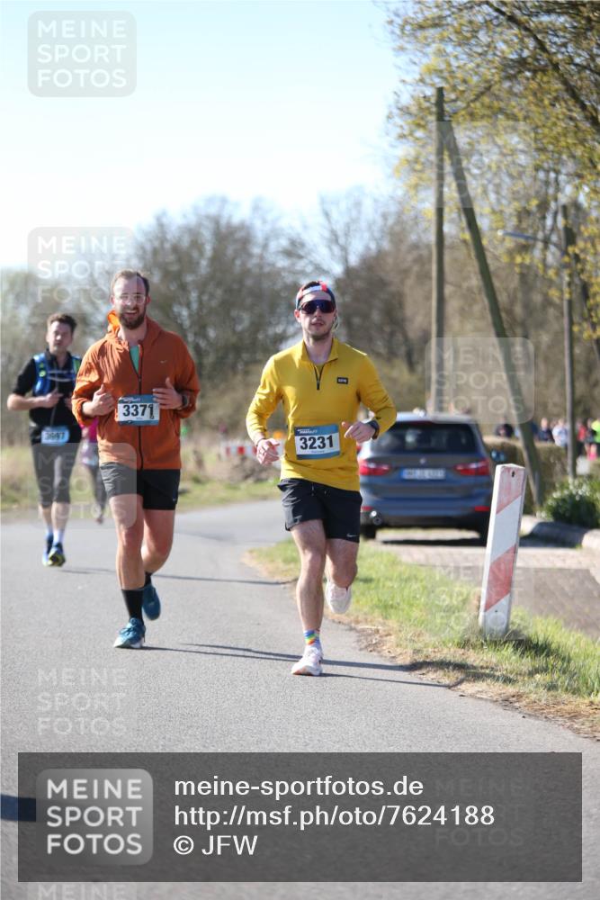 06.04.2025 - 44. Internationalen Wilhelmsburger Insellauf Jannik Wohlers http://msf.ph/oto/7624188 06.04.2025 10:33:29 Laufen 3697, 3371, 3231 meine-sportfotos.de