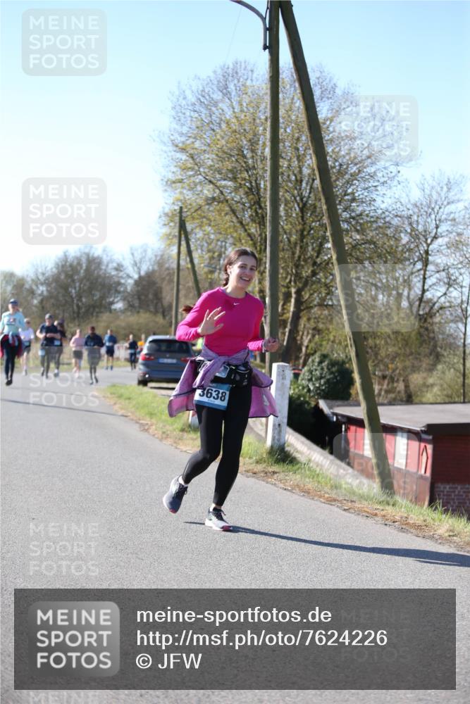 06.04.2025 - 44. Internationalen Wilhelmsburger Insellauf Jannik Wohlers http://msf.ph/oto/7624226 06.04.2025 10:33:42 Laufen 3638 meine-sportfotos.de