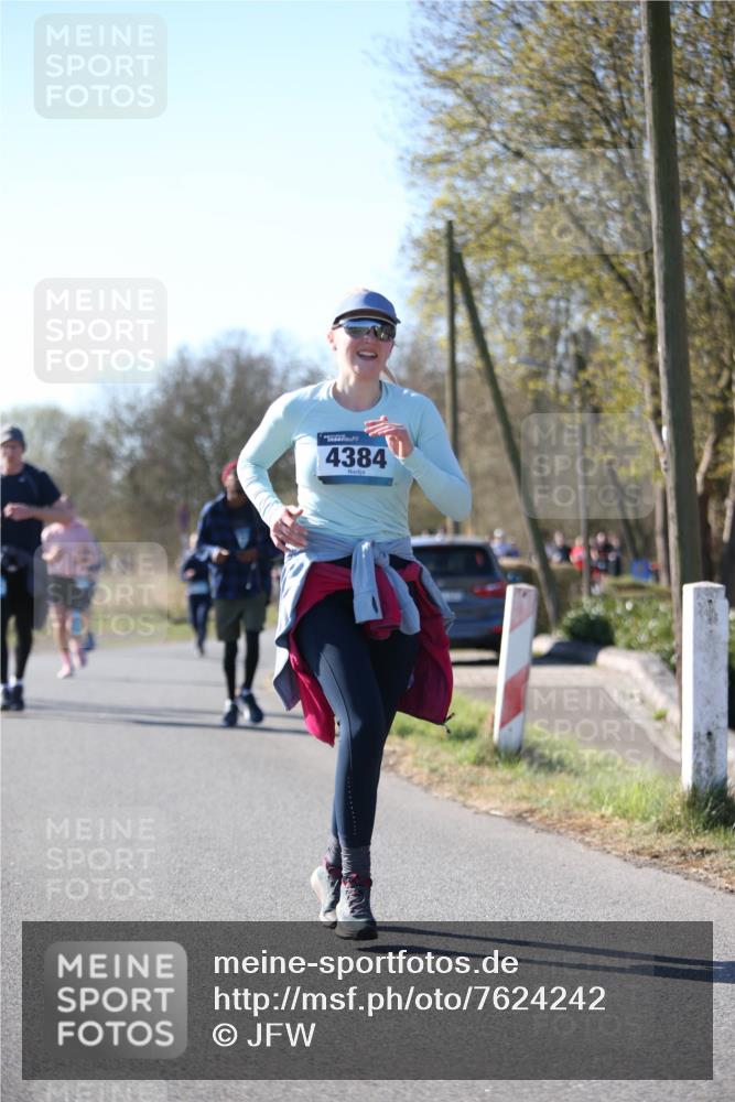 06.04.2025 - 44. Internationalen Wilhelmsburger Insellauf Jannik Wohlers http://msf.ph/oto/7624242 06.04.2025 10:33:48 Laufen 4384 meine-sportfotos.de