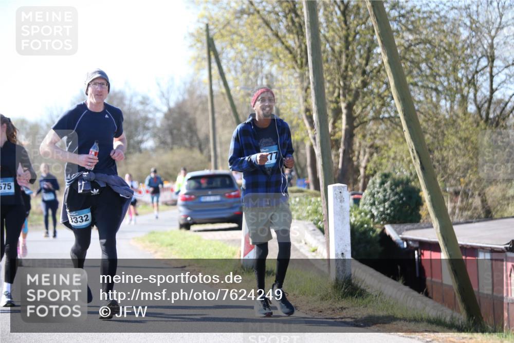 06.04.2025 - 44. Internationalen Wilhelmsburger Insellauf Jannik Wohlers http://msf.ph/oto/7624249 06.04.2025 10:33:51 Laufen 575, 77, 3332 meine-sportfotos.de