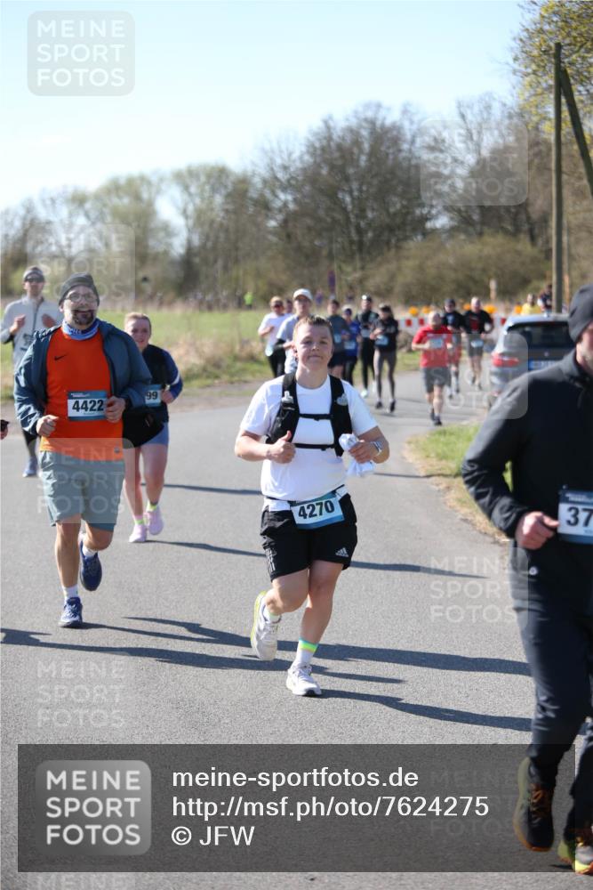 06.04.2025 - 44. Internationalen Wilhelmsburger Insellauf Jannik Wohlers http://msf.ph/oto/7624275 06.04.2025 10:34:06 Laufen 99, 4422, 4270, 37 meine-sportfotos.de