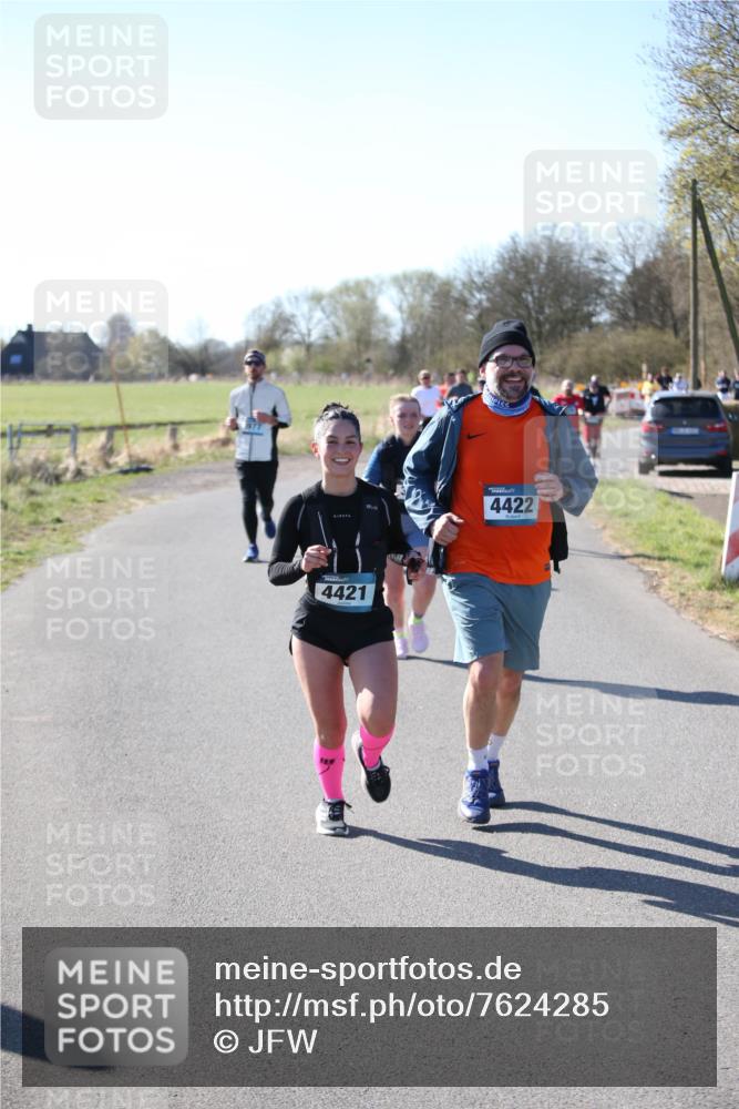 06.04.2025 - 44. Internationalen Wilhelmsburger Insellauf Jannik Wohlers http://msf.ph/oto/7624285 06.04.2025 10:34:08 Laufen 4421, 4422 meine-sportfotos.de