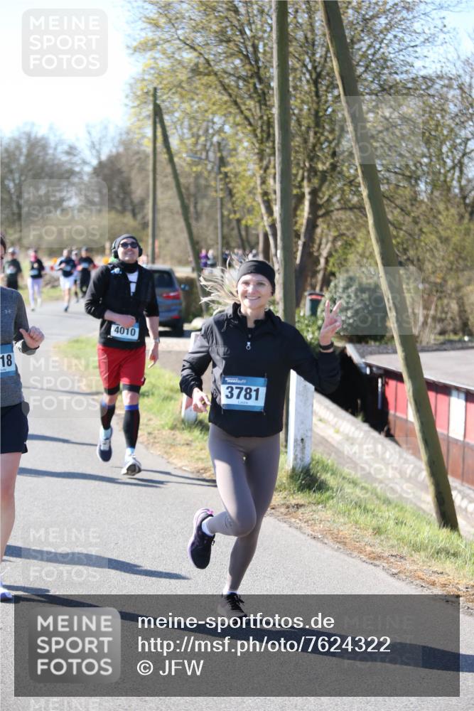 06.04.2025 - 44. Internationalen Wilhelmsburger Insellauf Jannik Wohlers http://msf.ph/oto/7624322 06.04.2025 10:34:19 Laufen 18, 4010, 3781 meine-sportfotos.de