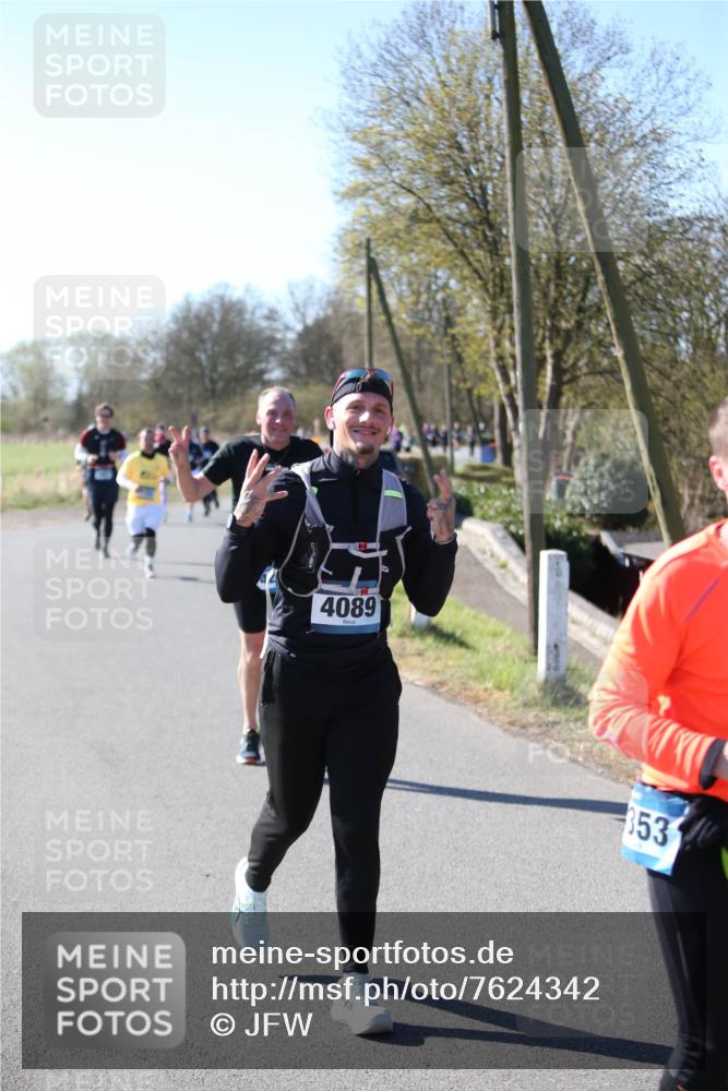 06.04.2025 - 44. Internationalen Wilhelmsburger Insellauf Jannik Wohlers http://msf.ph/oto/7624342 06.04.2025 10:34:24 Laufen 4089, 353 meine-sportfotos.de