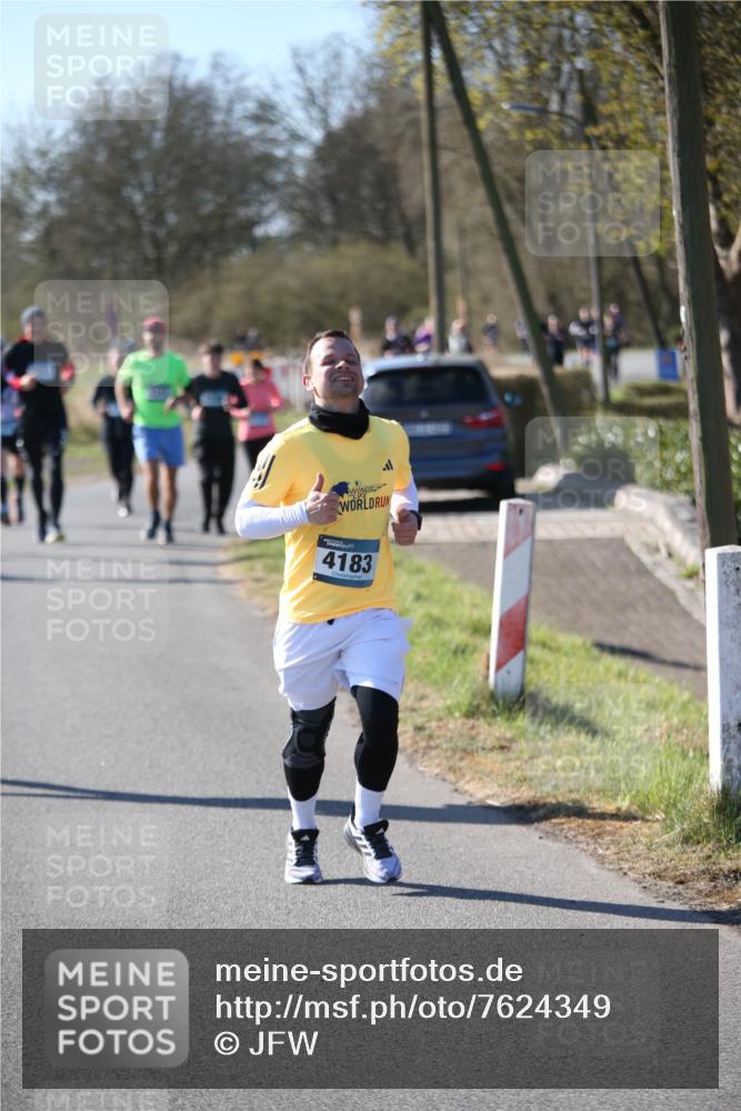 06.04.2025 - 44. Internationalen Wilhelmsburger Insellauf Jannik Wohlers http://msf.ph/oto/7624349 06.04.2025 10:34:28 Laufen 4183 meine-sportfotos.de