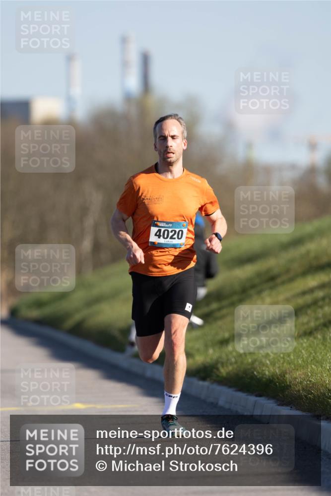 06.04.2025 - 44. Internationalen Wilhelmsburger Insellauf Michael Strokosch http://msf.ph/oto/7624396 06.04.2025 09:14:17 Laufen 4020 meine-sportfotos.de