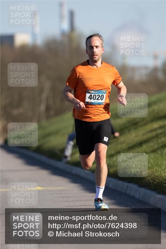 06.04.2025 - 44. Internationalen Wilhelmsburger Insellauf Michael Strokosch http://msf.ph/oto/7624398 06.04.2025 09:14:18 Laufen 4020 meine-sportfotos.de