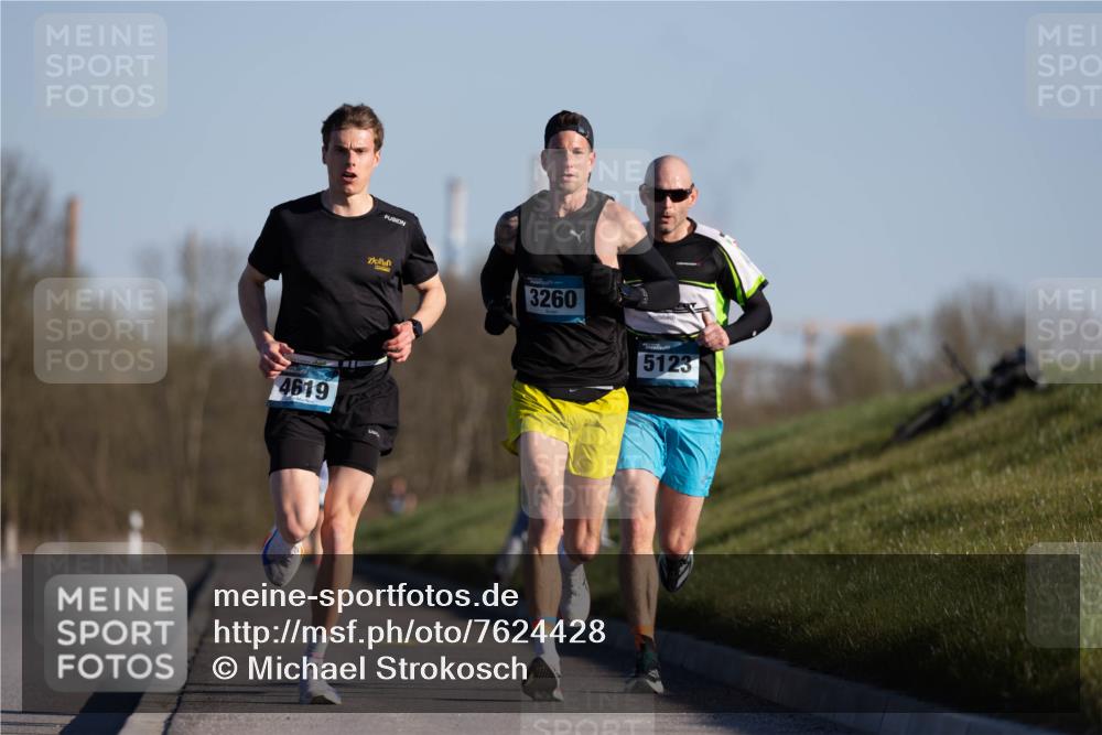 06.04.2025 - 44. Internationalen Wilhelmsburger Insellauf Michael Strokosch http://msf.ph/oto/7624428 06.04.2025 09:15:15 Laufen 4619, 3260, 5123 meine-sportfotos.de