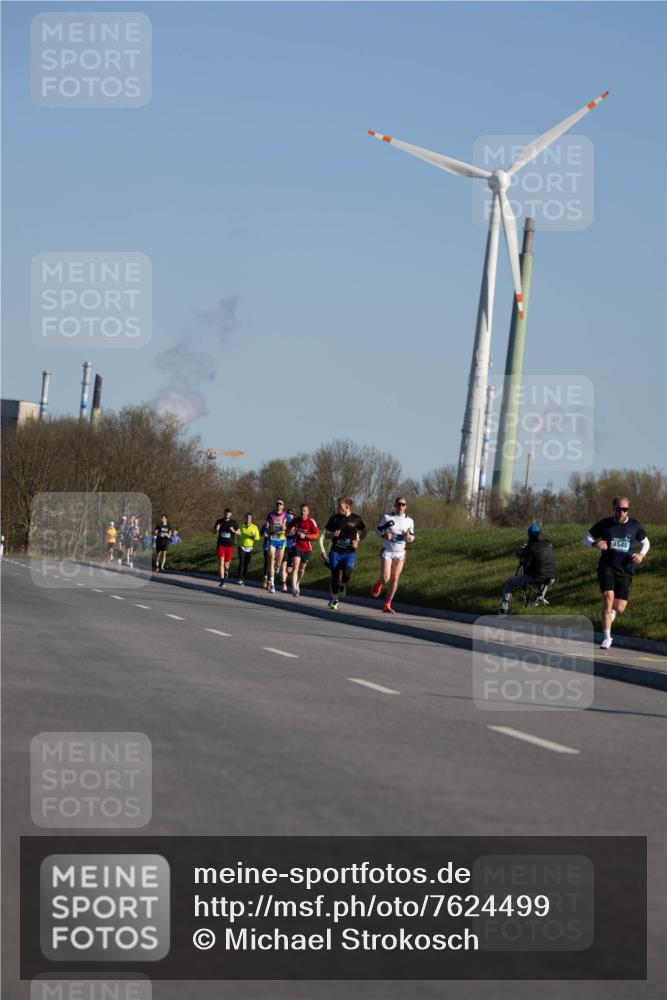 06.04.2025 - 44. Internationalen Wilhelmsburger Insellauf Michael Strokosch http://msf.ph/oto/7624499 06.04.2025 09:18:02 Laufen 4548 meine-sportfotos.de