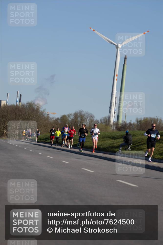 06.04.2025 - 44. Internationalen Wilhelmsburger Insellauf Michael Strokosch http://msf.ph/oto/7624500 06.04.2025 09:18:02 Laufen  meine-sportfotos.de