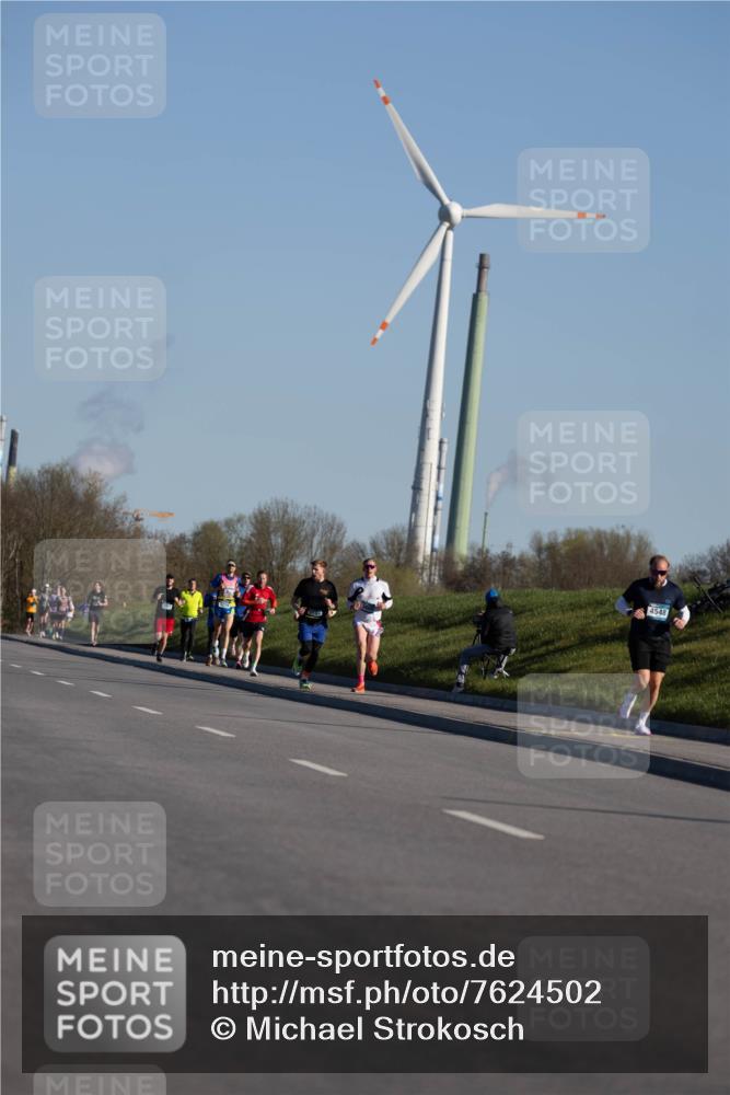 06.04.2025 - 44. Internationalen Wilhelmsburger Insellauf Michael Strokosch http://msf.ph/oto/7624502 06.04.2025 09:18:03 Laufen 4548 meine-sportfotos.de