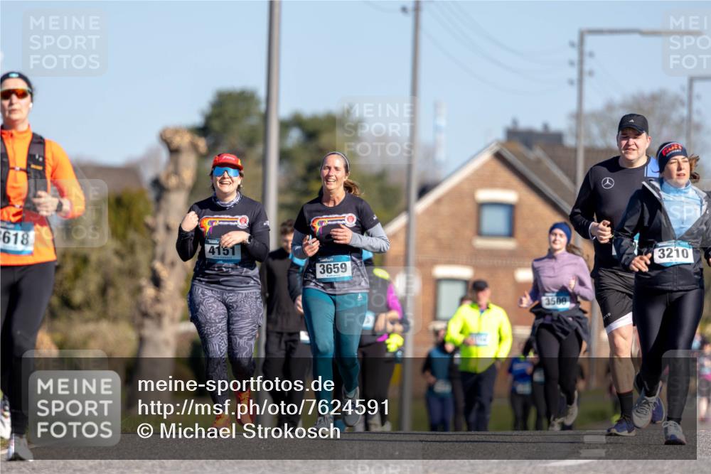 06.04.2025 - 44. Internationalen Wilhelmsburger Insellauf Michael Strokosch http://msf.ph/oto/7624591 06.04.2025 10:09:25 Laufen 618, 4151, 3659, 3509, 3210 meine-sportfotos.de