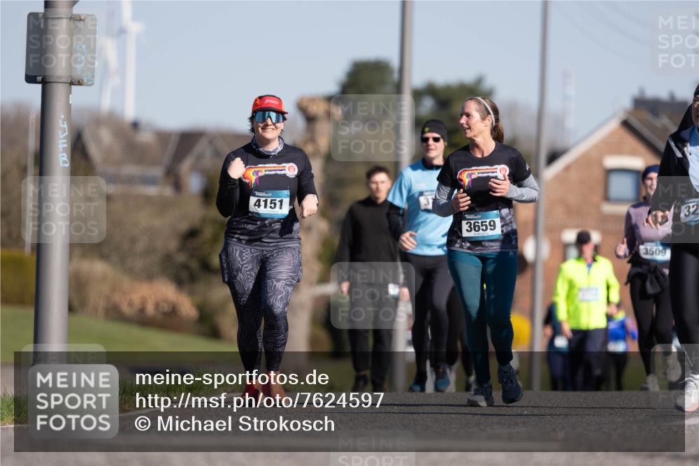 06.04.2025 - 44. Internationalen Wilhelmsburger Insellauf Michael Strokosch http://msf.ph/oto/7624597 06.04.2025 10:09:28 Laufen 4151, 3659, 3509, 32 meine-sportfotos.de
