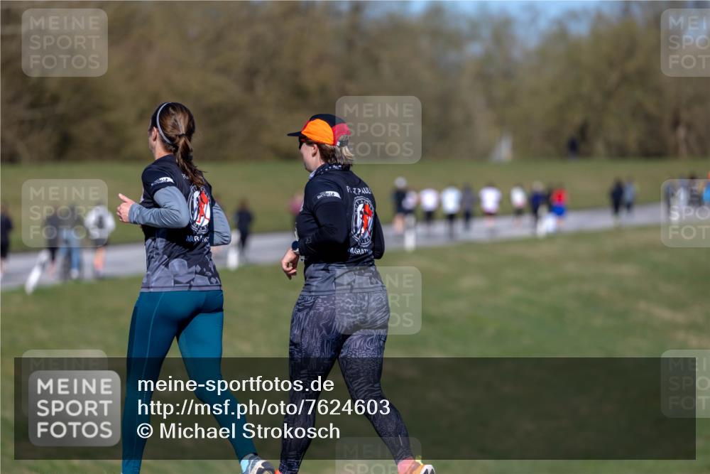 06.04.2025 - 44. Internationalen Wilhelmsburger Insellauf Michael Strokosch http://msf.ph/oto/7624603 06.04.2025 10:09:40 Laufen  meine-sportfotos.de