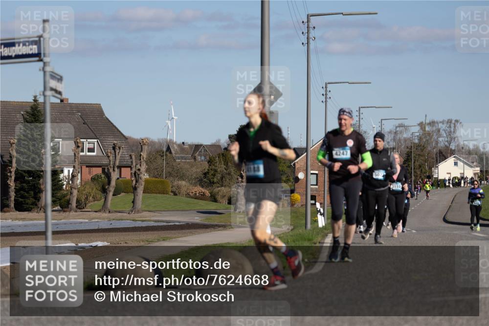 06.04.2025 - 44. Internationalen Wilhelmsburger Insellauf Michael Strokosch http://msf.ph/oto/7624668 06.04.2025 10:10:25 Laufen 4247, 5072, 3110 meine-sportfotos.de