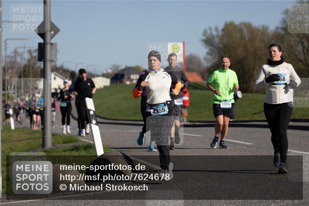 06.04.2025 - 44. Internationalen Wilhelmsburger Insellauf Michael Strokosch http://msf.ph/oto/7624678 06.04.2025 10:11:20 Laufen 4355, 444, 3186, 58 meine-sportfotos.de