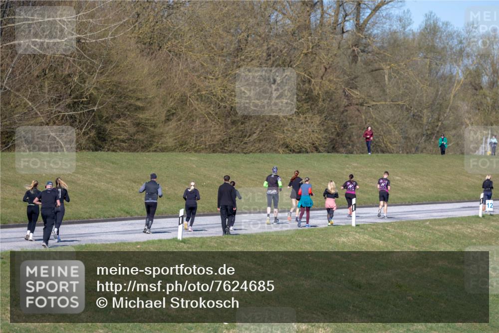06.04.2025 - 44. Internationalen Wilhelmsburger Insellauf Michael Strokosch http://msf.ph/oto/7624685 06.04.2025 10:11:33 Laufen  meine-sportfotos.de