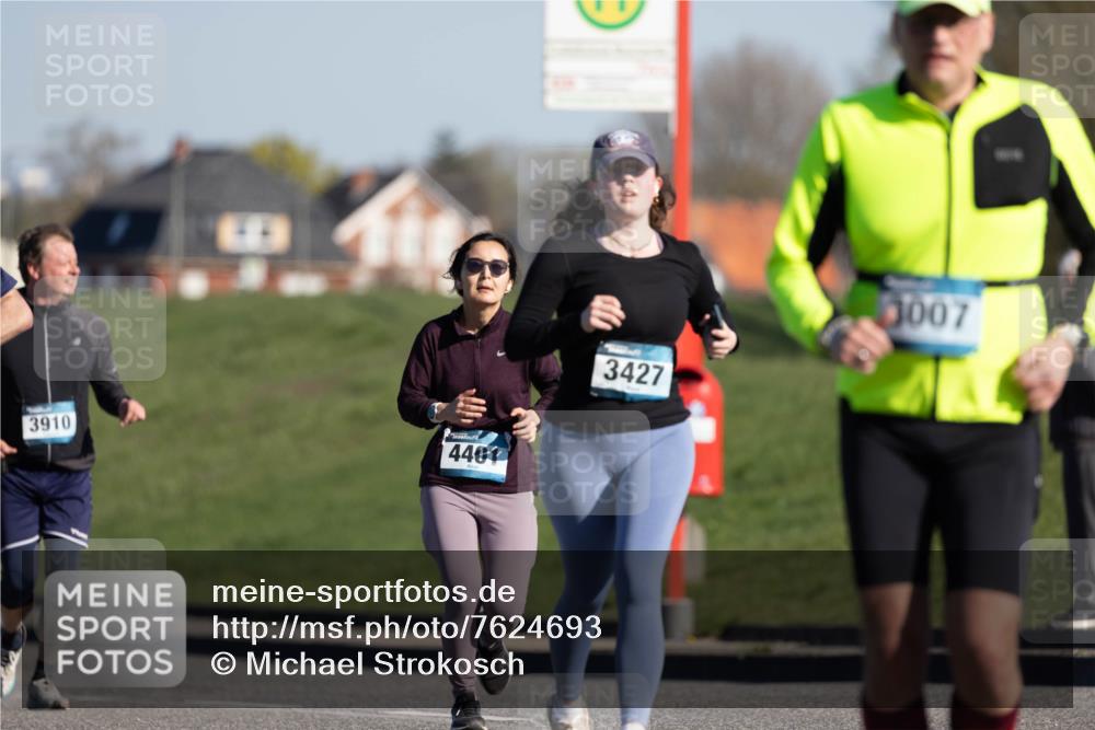 06.04.2025 - 44. Internationalen Wilhelmsburger Insellauf Michael Strokosch http://msf.ph/oto/7624693 06.04.2025 10:11:47 Laufen 3910, 4401, 3427, 3007 meine-sportfotos.de