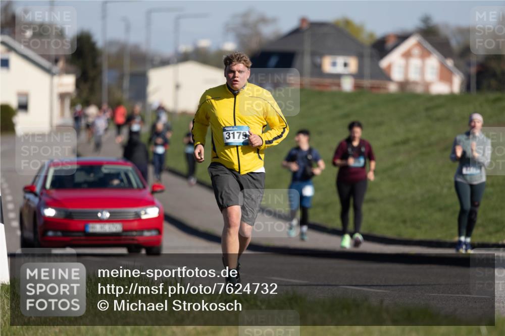 06.04.2025 - 44. Internationalen Wilhelmsburger Insellauf Michael Strokosch http://msf.ph/oto/7624732 06.04.2025 10:14:26 Laufen 3179 meine-sportfotos.de
