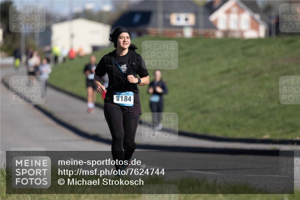 06.04.2025 - 44. Internationalen Wilhelmsburger Insellauf Michael Strokosch http://msf.ph/oto/7624744 06.04.2025 10:14:48 Laufen 184 meine-sportfotos.de