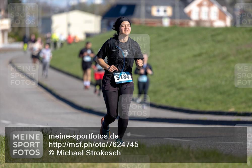 06.04.2025 - 44. Internationalen Wilhelmsburger Insellauf Michael Strokosch http://msf.ph/oto/7624745 06.04.2025 10:14:49 Laufen 5184 meine-sportfotos.de