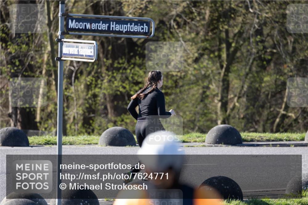 06.04.2025 - 44. Internationalen Wilhelmsburger Insellauf Michael Strokosch http://msf.ph/oto/7624771 06.04.2025 10:17:12 Laufen  meine-sportfotos.de