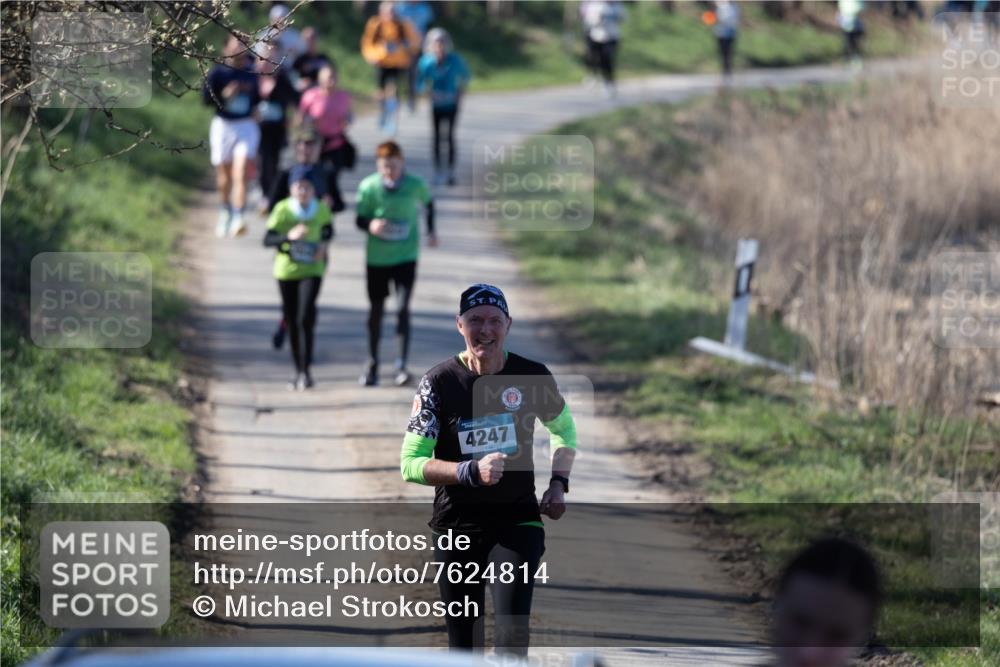 06.04.2025 - 44. Internationalen Wilhelmsburger Insellauf Michael Strokosch http://msf.ph/oto/7624814 06.04.2025 10:43:26 Laufen 4247 meine-sportfotos.de