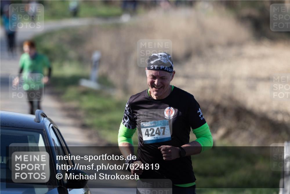06.04.2025 - 44. Internationalen Wilhelmsburger Insellauf Michael Strokosch http://msf.ph/oto/7624819 06.04.2025 10:43:35 Laufen 4247 meine-sportfotos.de