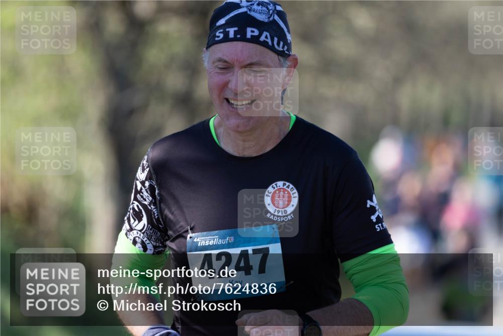 06.04.2025 - 44. Internationalen Wilhelmsburger Insellauf Michael Strokosch http://msf.ph/oto/7624836 06.04.2025 10:43:41 Laufen 44, 4247, 1910 meine-sportfotos.de