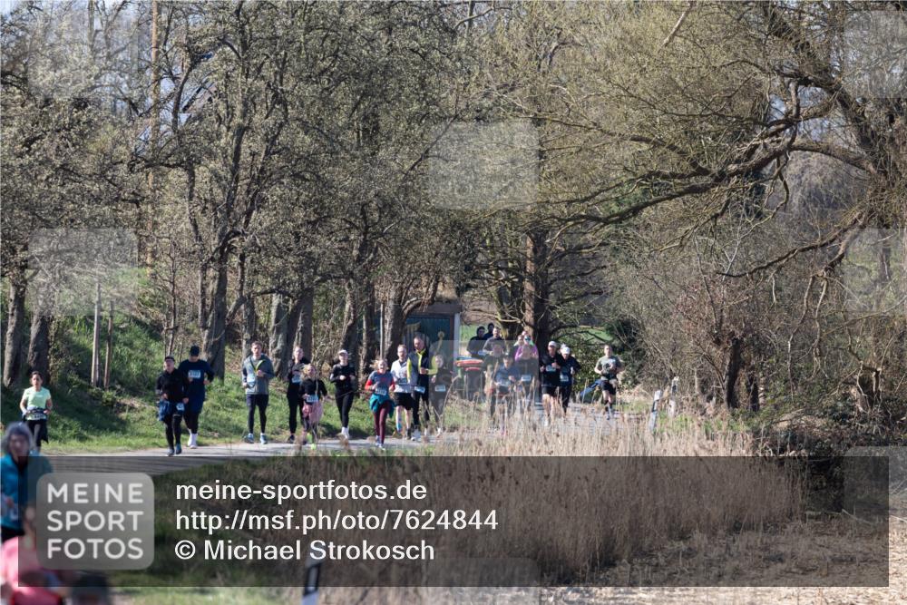 06.04.2025 - 44. Internationalen Wilhelmsburger Insellauf Michael Strokosch http://msf.ph/oto/7624844 06.04.2025 10:43:46 Laufen  meine-sportfotos.de