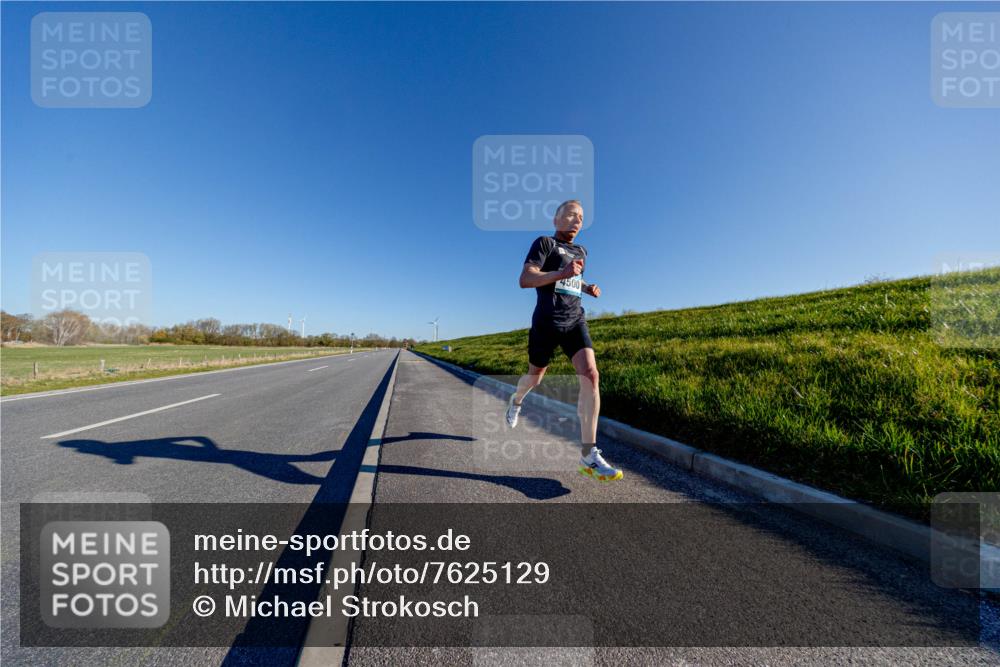06.04.2025 - 44. Internationalen Wilhelmsburger Insellauf Michael Strokosch http://msf.ph/oto/7625129 06.04.2025 09:16:17 Laufen 4500 meine-sportfotos.de