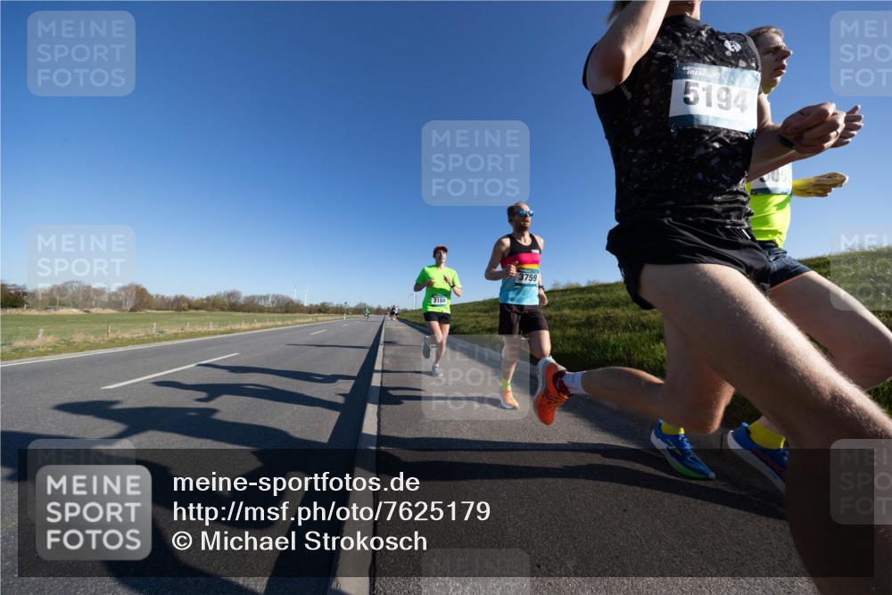 06.04.2025 - 44. Internationalen Wilhelmsburger Insellauf Michael Strokosch http://msf.ph/oto/7625179 06.04.2025 09:17:10 Laufen 3184, 3759, 44, 5194 meine-sportfotos.de
