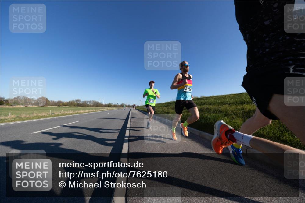 06.04.2025 - 44. Internationalen Wilhelmsburger Insellauf Michael Strokosch http://msf.ph/oto/7625180 06.04.2025 09:17:10 Laufen 3184, 3759 meine-sportfotos.de