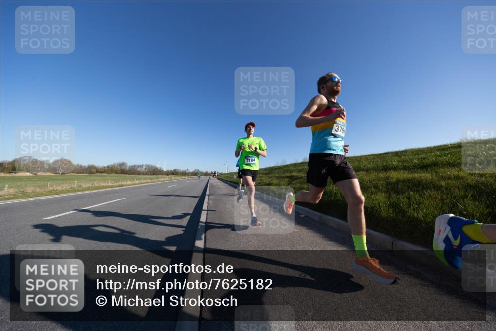 06.04.2025 - 44. Internationalen Wilhelmsburger Insellauf Michael Strokosch http://msf.ph/oto/7625182 06.04.2025 09:17:10 Laufen 3184, 3759 meine-sportfotos.de