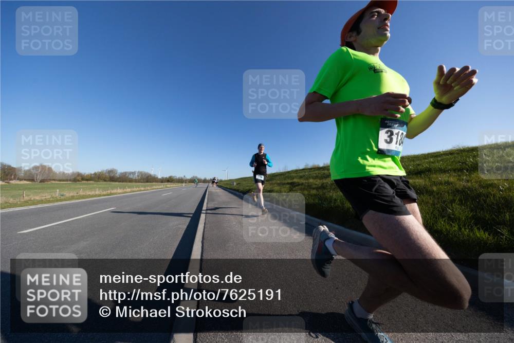 06.04.2025 - 44. Internationalen Wilhelmsburger Insellauf Michael Strokosch http://msf.ph/oto/7625191 06.04.2025 09:17:10 Laufen 318 meine-sportfotos.de