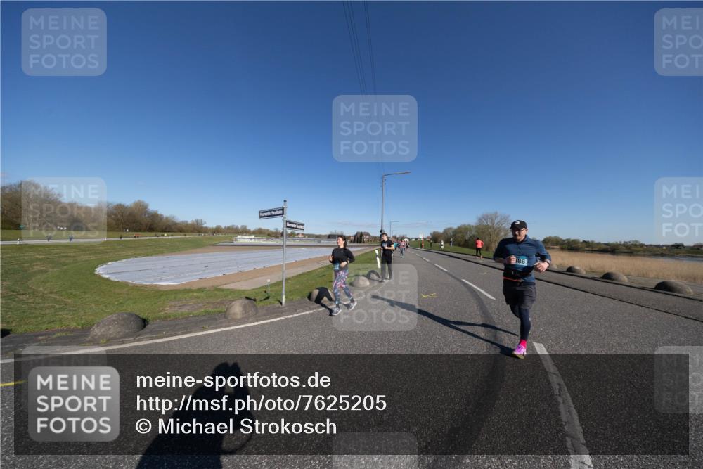 06.04.2025 - 44. Internationalen Wilhelmsburger Insellauf Michael Strokosch http://msf.ph/oto/7625205 06.04.2025 10:13:02 Laufen 186 meine-sportfotos.de