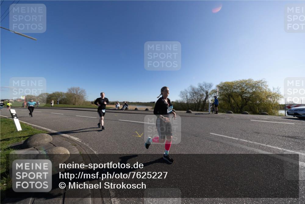 06.04.2025 - 44. Internationalen Wilhelmsburger Insellauf Michael Strokosch http://msf.ph/oto/7625227 06.04.2025 10:13:14 Laufen 3085 meine-sportfotos.de