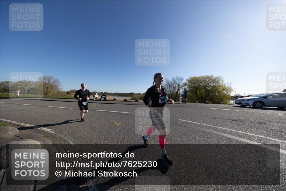 06.04.2025 - 44. Internationalen Wilhelmsburger Insellauf Michael Strokosch http://msf.ph/oto/7625230 06.04.2025 10:13:14 Laufen 3085 meine-sportfotos.de